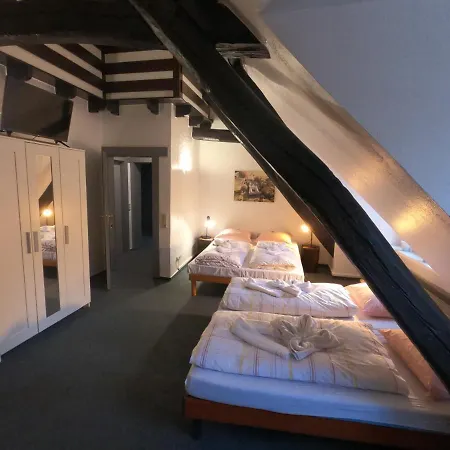 Hotel Schloss Walbeck 3*