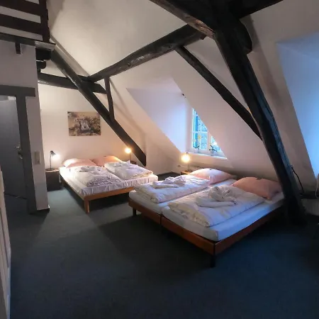 Schloss Walbeck 3*