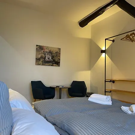 Schloss Walbeck 3*