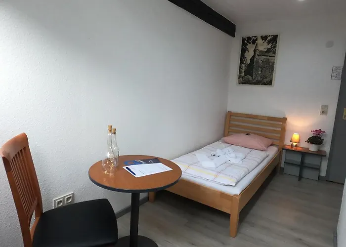 Hotel Schloss Walbeck 3*